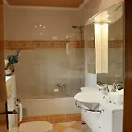 לינה וארוחת בוקר Inn66